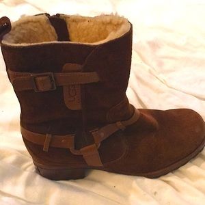 UGG suede cowboy style boots sz 9